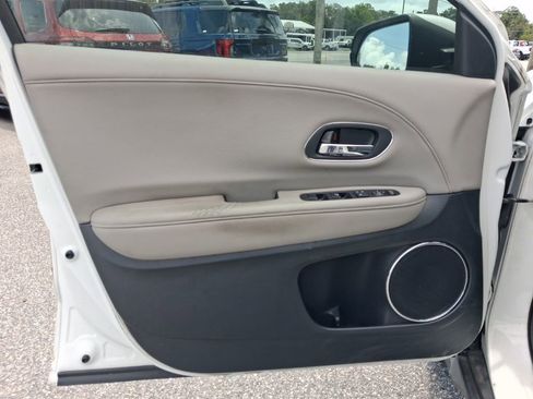 Used 2016 Honda HR-V EX-L image 19