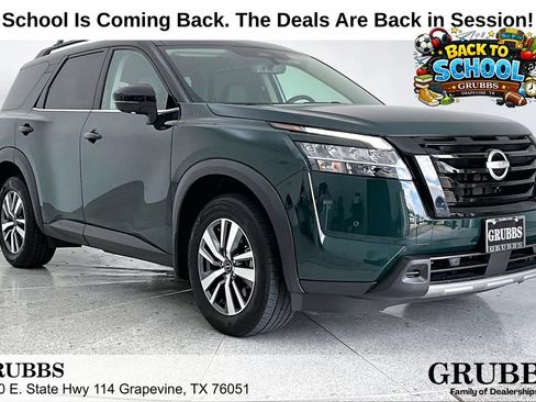 Used 2024 Nissan Pathfinder SL w/ Black Appearance Package AWD/4WD image 1