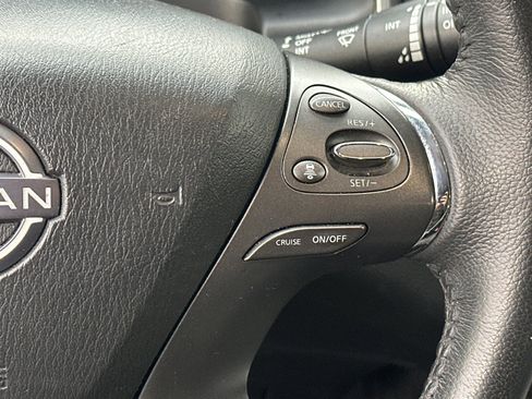 Used 2023 Nissan Murano SV image 25