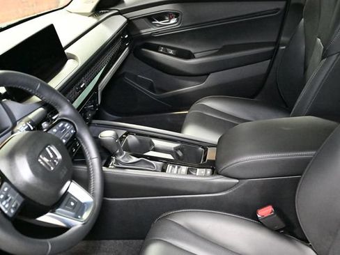 Used 2025 Honda Accord Touring image 21