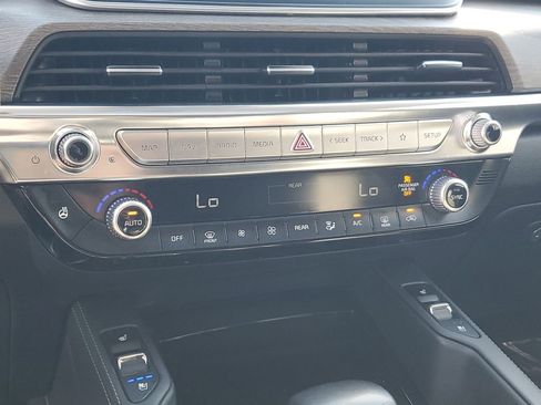 Used 2022 Kia Telluride EX w/ EX Premium Package image 32