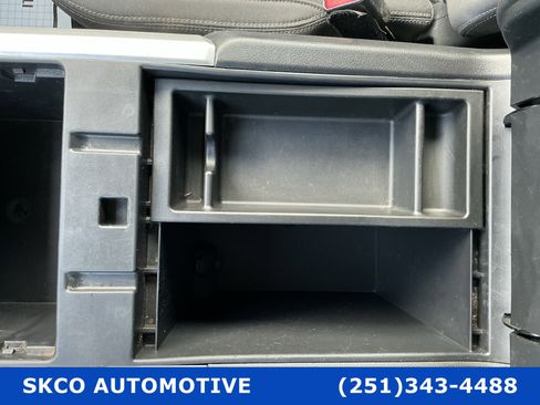 Used 2021 Nissan Titan SV w/ SV Convenience Package AWD/4WD image 25
