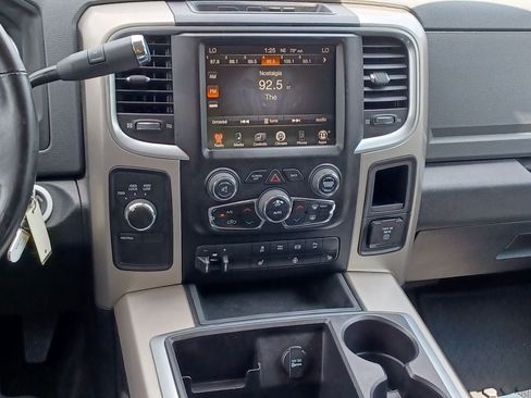 Used 2015 RAM 2500 Big Horn AWD/4WD image 25