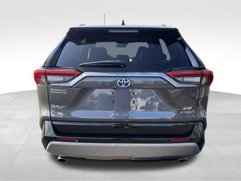 Used 2022 Toyota RAV4 XSE w/ XSE Grade Weather Package AWD/4WD image 6