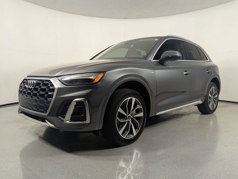 Used 2023 Audi Q5 2.0T Premium image 3