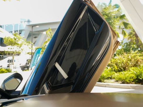 Used 2020 Lamborghini Aventador SVJ image 78