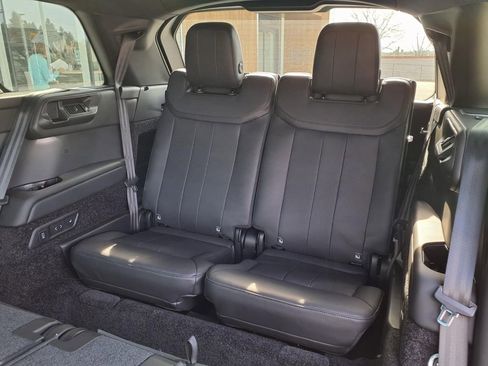 New 2026 Land Rover Range Rover Long Wheelbase SE AWD/4WD image 26