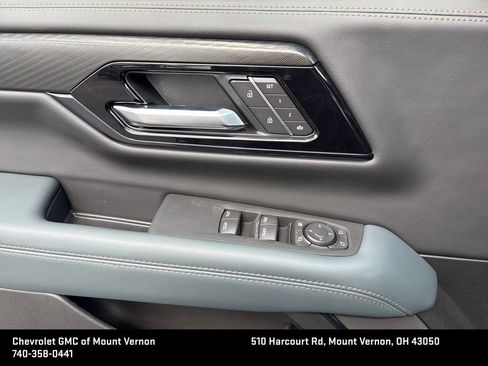 New 2026 GMC Yukon XL AT4 w/ AT4 Premium Plus Package AWD/4WD image 15