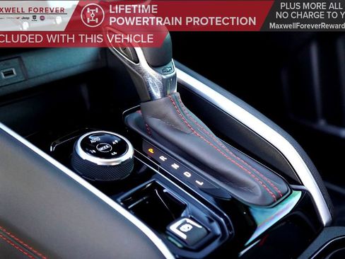 Used 2024 Chevrolet Colorado Z71 w/ Z71 Convenience Package 2 image 15