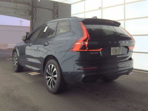 Used 2025 Volvo XC60 B5 Plus AWD/4WD image 6