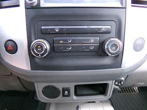 Used 2019 Nissan Frontier S RWD image 11