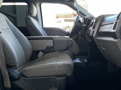 Used 2018 Ford F250 XLT image 22