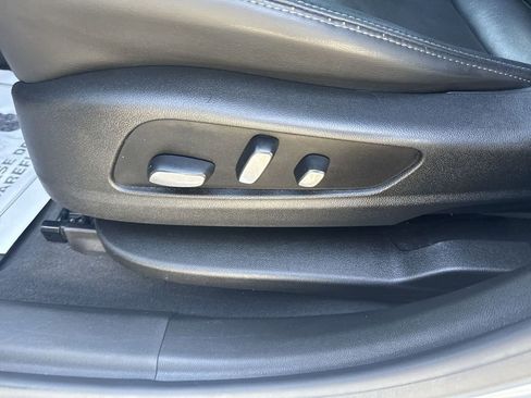 Used 2021 Cadillac XT6 Sport image 14