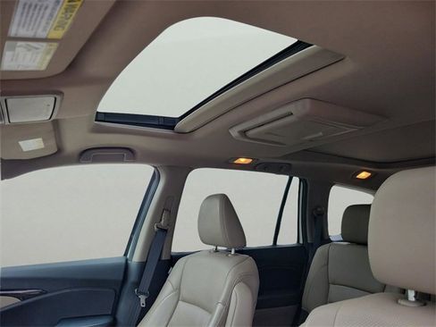 Used 2016 Honda Pilot Elite image 14