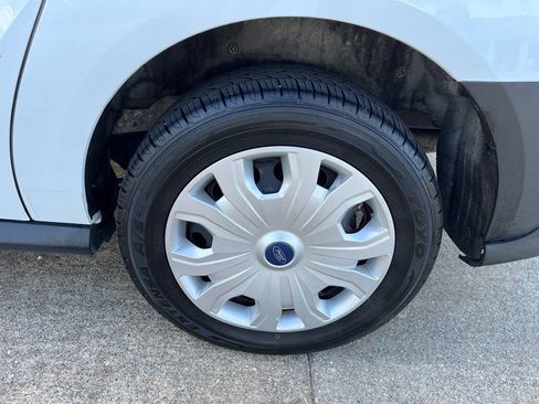 Used 2019 Ford Transit Connect XL image 17