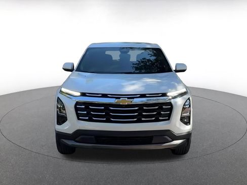Used 2025 Chevrolet Equinox LT image 4