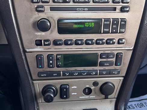 Used 2004 Ford Thunderbird Deluxe image 17