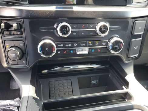 New 2026 Ford F250 Lariat AWD/4WD image 18