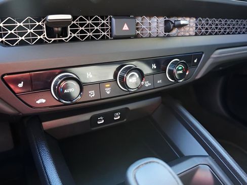 Used 2025 Honda Accord SE image 24