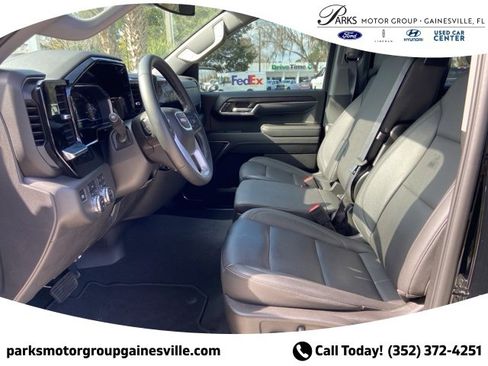 Used 2024 GMC Sierra 1500 SLT image 10