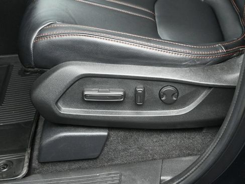 Certified 2023 Honda Pilot TrailSport image 20