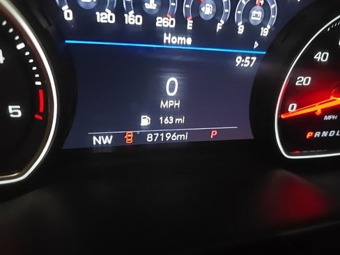 Used 2021 Chevrolet Silverado 3500 High Country image 3