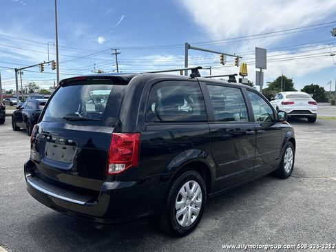 Used 2015 Dodge Grand Caravan American Value Package FWD image 5