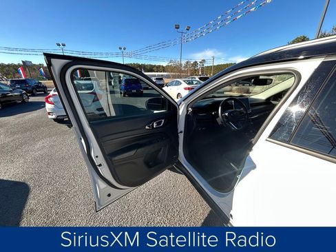 Used 2022 Jeep Compass Trailhawk w/ Trailhawk Elite Group image 28