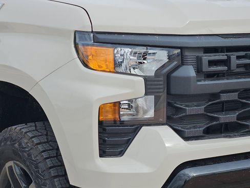 New 2026 Chevrolet Silverado 1500 Custom Trail Boss AWD/4WD image 8
