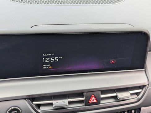 Certified 2025 Kia Seltos EX w/ EX Sunroof Package image 24