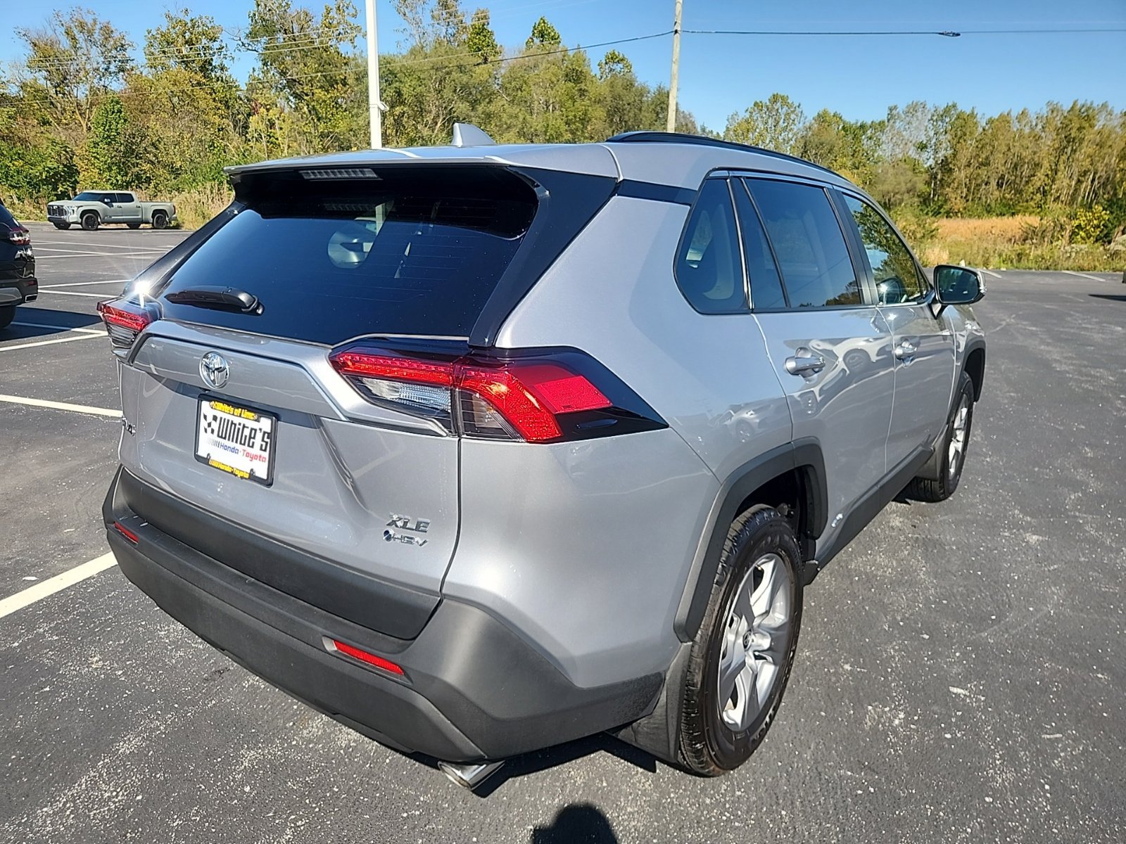 Used 2025 Toyota RAV4 XLE w/ Convenience Package AWD/4WD image 6