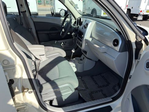 Used 2007 Chrysler PT Cruiser 4DR Base image 40
