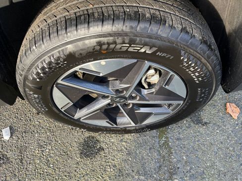 Used 2025 Hyundai Tucson SEL image 32