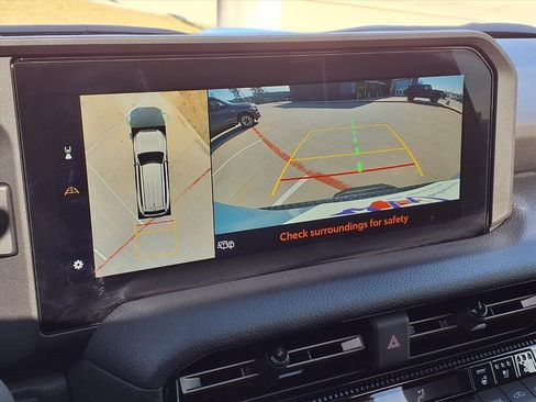 Used 2025 Toyota Land Cruiser image 11