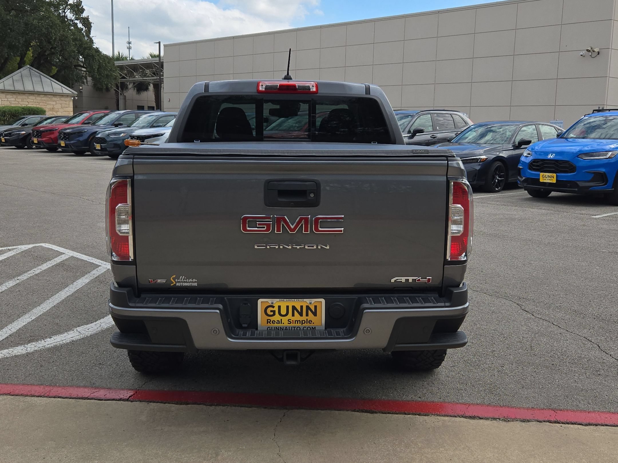 Used 2021 GMC Canyon AT4 w/ Driver Alert Package AWD/4WD image 4