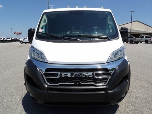 Used 2023 RAM ProMaster 2500 image 12