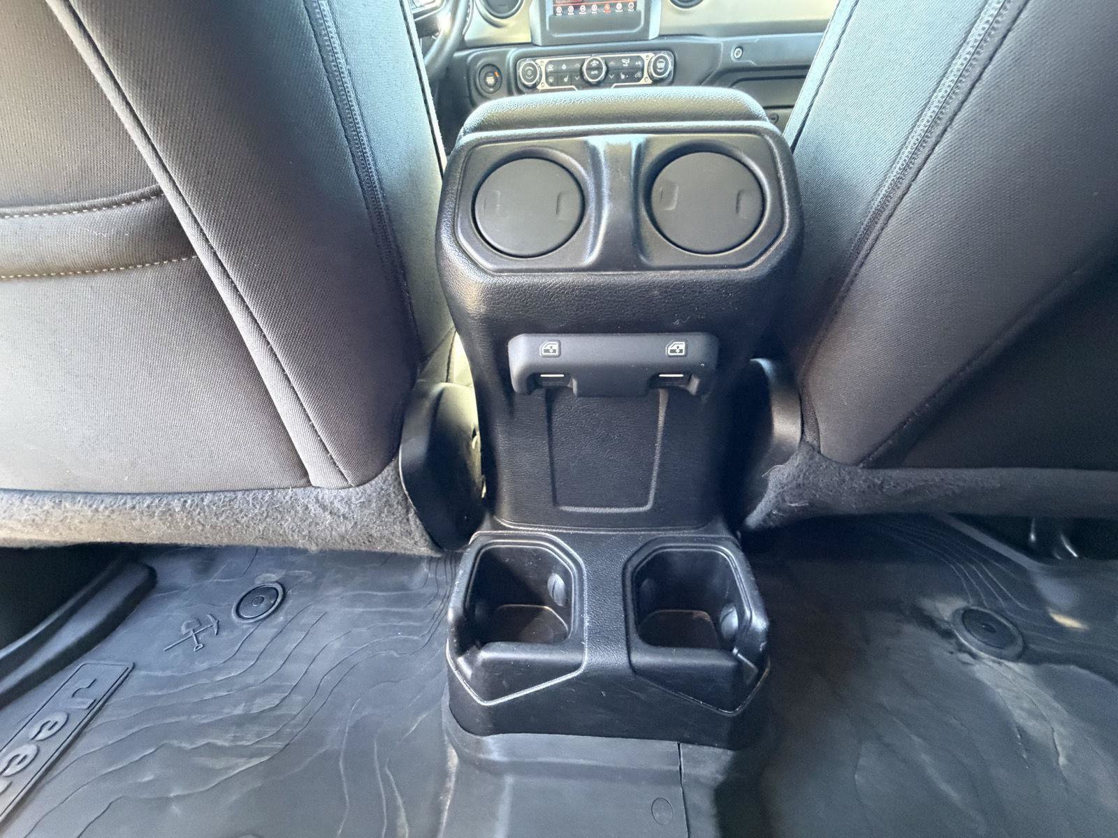 Used 2021 Jeep Gladiator Sport AWD/4WD image 26