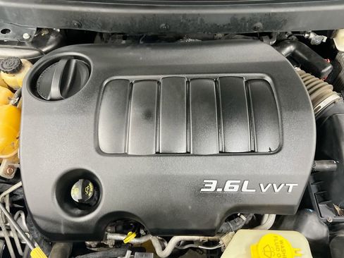 Used 2012 Dodge Journey SXT image 23