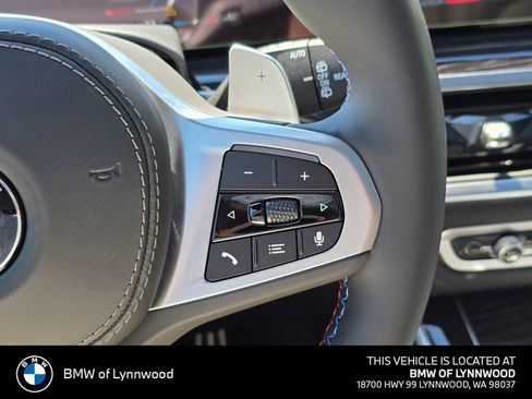 New 2026 BMW X7 M60i AWD/4WD image 30