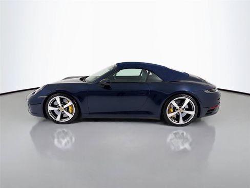 Used 2021 Porsche 911 Cabriolet image 2