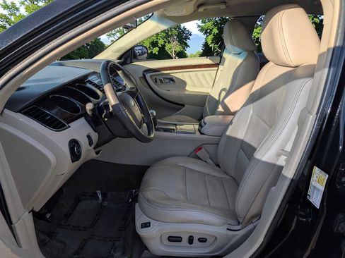 Used 2012 Ford Taurus Limited FWD image 14