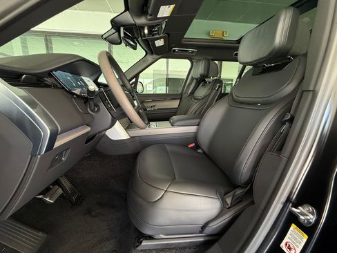 New 2026 Land Rover Range Rover SV AWD/4WD image 5