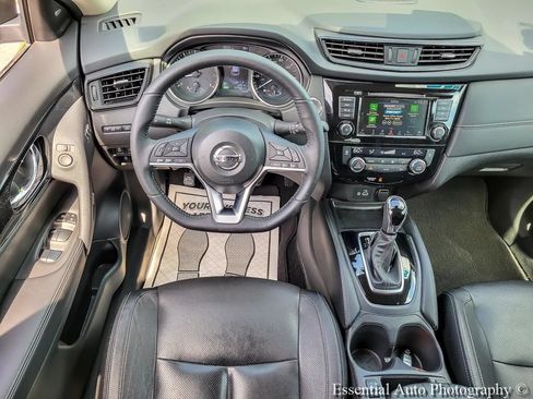 Used 2018 Nissan Rogue SL AWD/4WD image 12