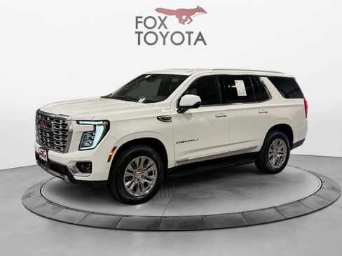 Used 2025 GMC Yukon Denali AWD/4WD image 1