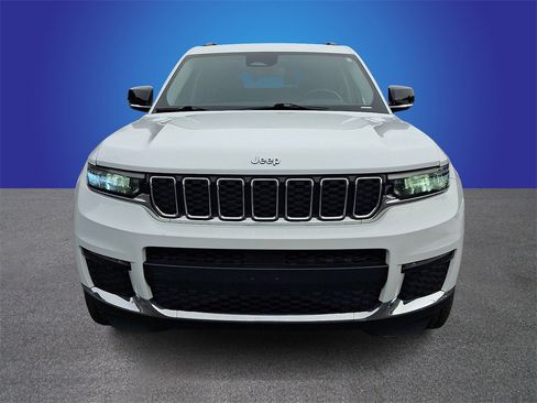 Used 2021 Jeep Grand Cherokee L Limited image 2