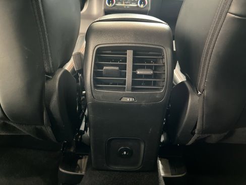Used 2025 Ford Escape ST-Line image 15