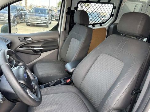 Certified 2021 Ford Transit Connect XLT image 17