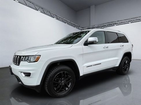 Used 2019 Jeep Grand Cherokee Limited AWD/4WD image 10