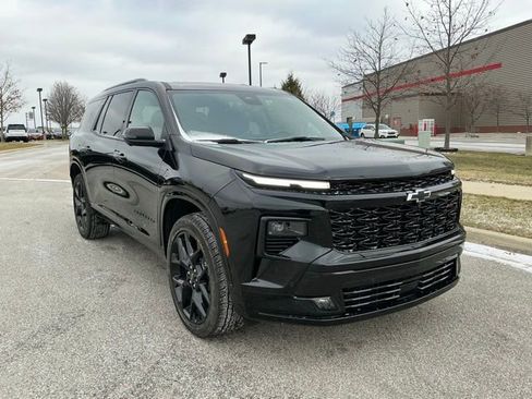 Used 2024 Chevrolet Traverse RS w/ LPO, Floor Liner Package image 2