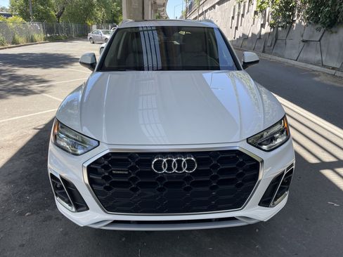 Used 2025 Audi Q5 2.0T Premium Plus w/ Premium Plus Package AWD/4WD image 17